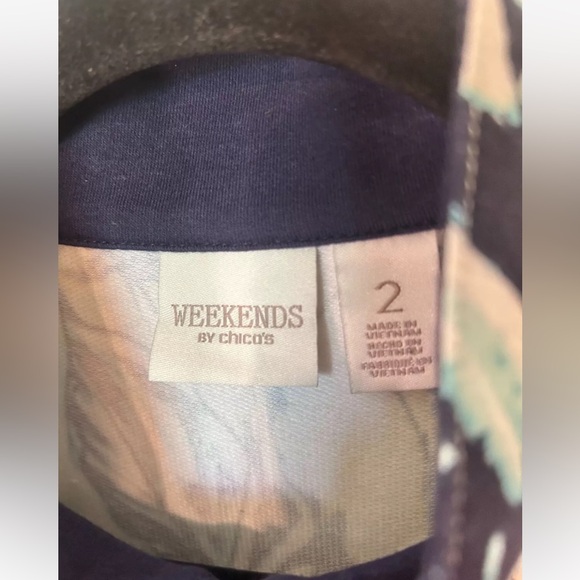 Weekends By Chicos Full Front Zip Floral Blue Sleeveless Layering Vest Size 2 - Picture 6 of 6